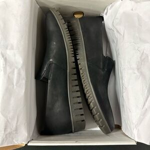 New Dansko Linley Black Burnished Calf Loafers 42